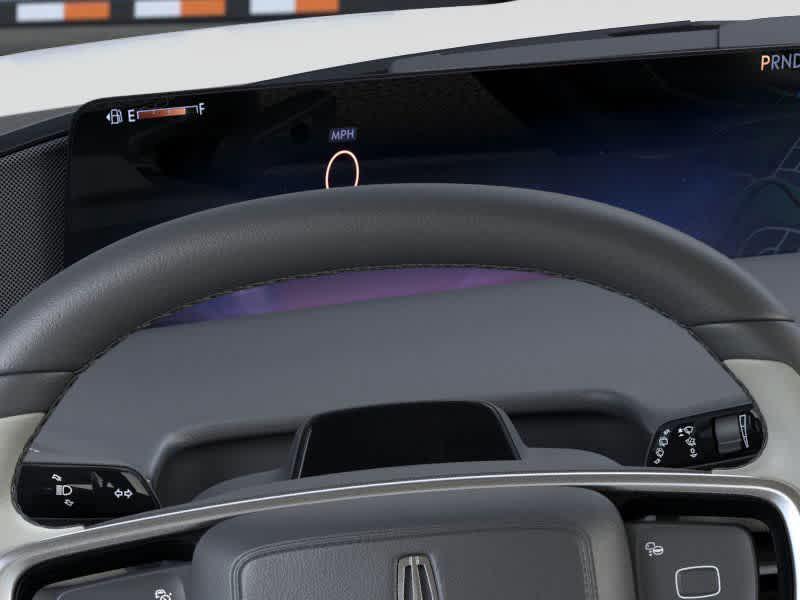 new 2025 Lincoln Navigator car, priced at $100,901