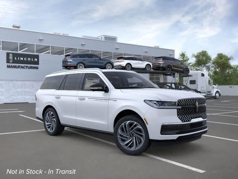 new 2025 Lincoln Navigator car, priced at $100,901