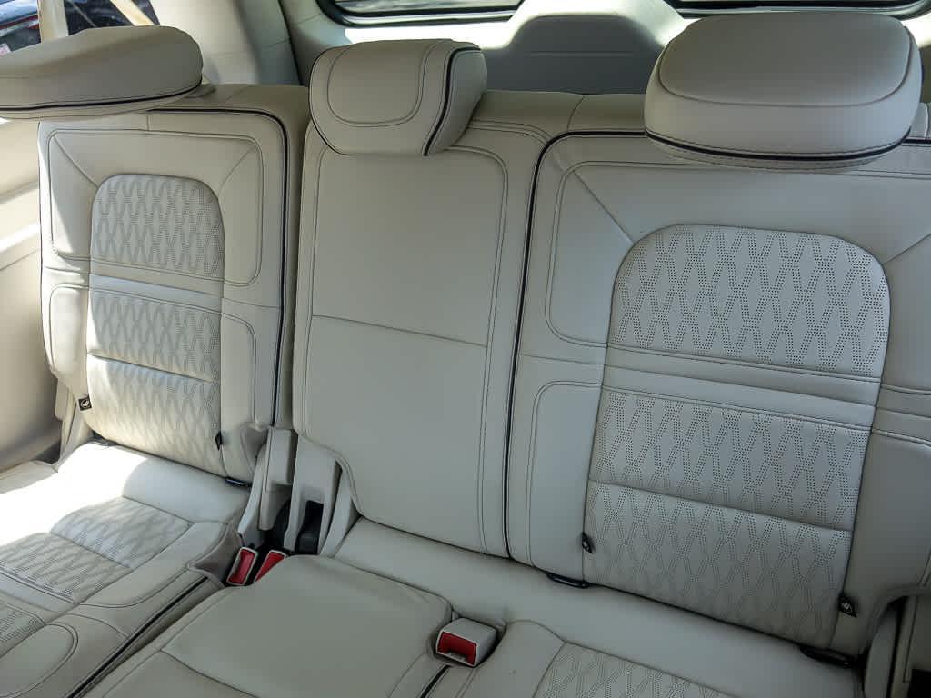 used 2020 Lincoln Navigator car, priced at $51,764