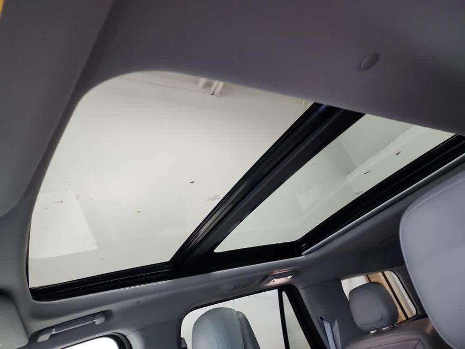 used 2020 Lincoln Navigator car, priced at $53,977