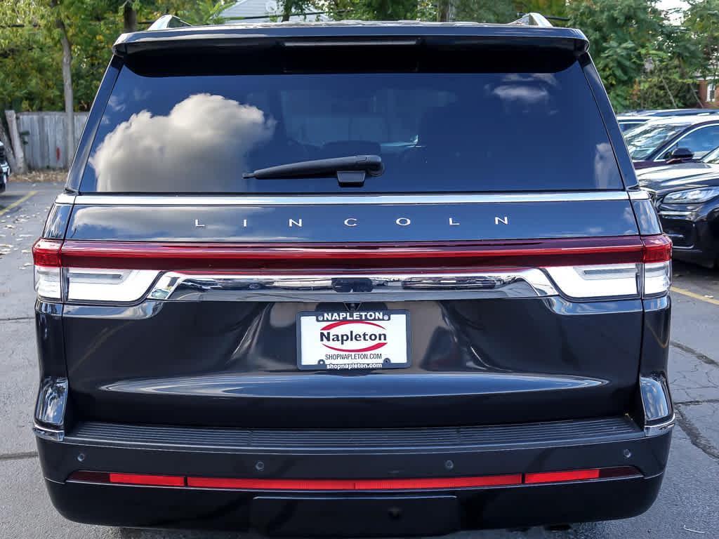 used 2022 Lincoln Navigator car, priced at $51,975