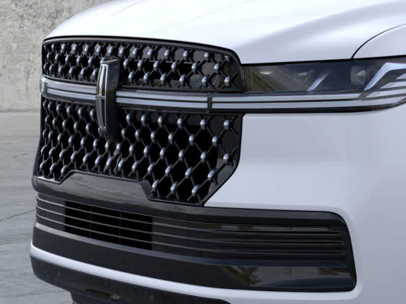 new 2025 Lincoln Navigator car, priced at $124,355