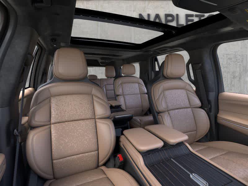 new 2025 Lincoln Navigator car, priced at $124,355