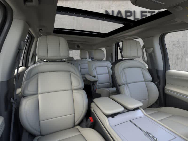new 2025 Lincoln Navigator car, priced at $103,776