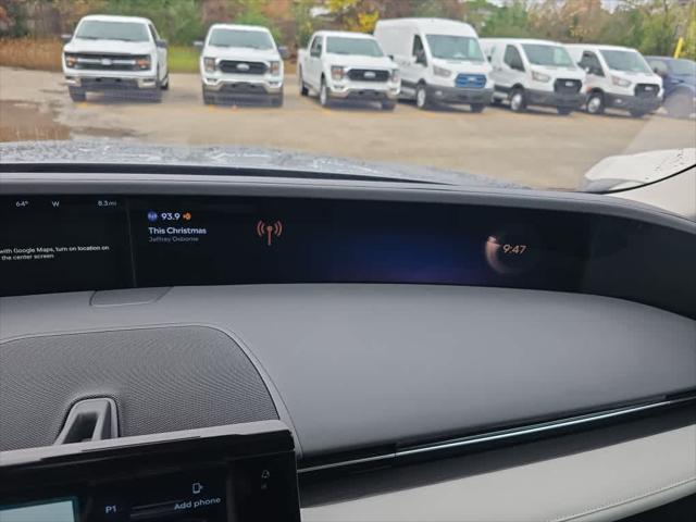 new 2025 Lincoln Nautilus car, priced at $59,433