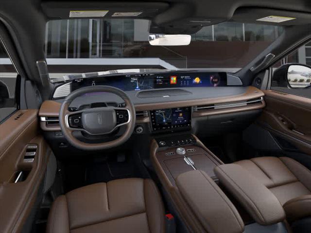 new 2025 Lincoln Navigator car, priced at $103,575