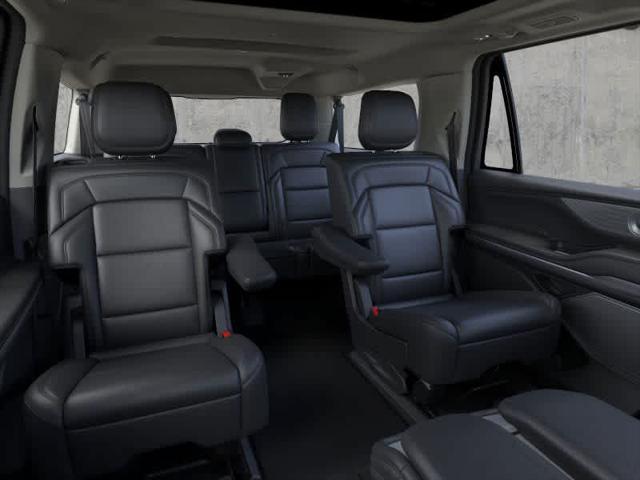 new 2025 Lincoln Navigator car, priced at $105,735