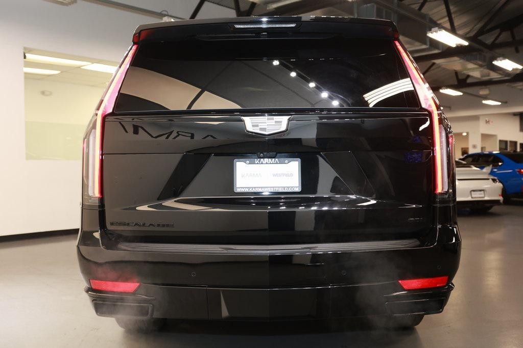 used 2024 Cadillac Escalade ESV car, priced at $100,092