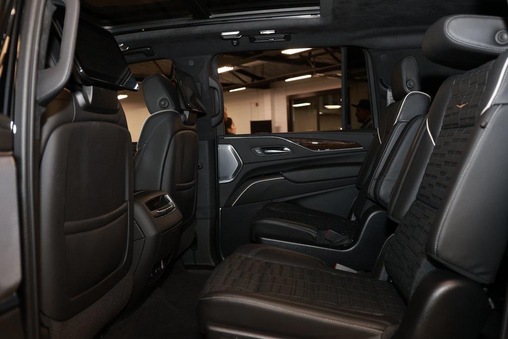 used 2024 Cadillac Escalade ESV car, priced at $100,092