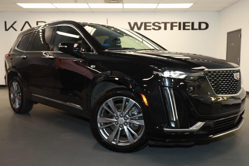 used 2025 Cadillac XT6 car, priced at $42,129