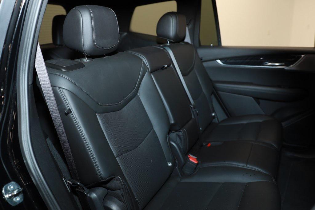 used 2025 Cadillac XT6 car, priced at $42,026