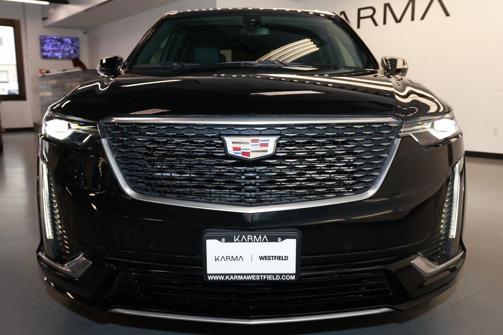 used 2024 Cadillac XT6 car, priced at $37,343