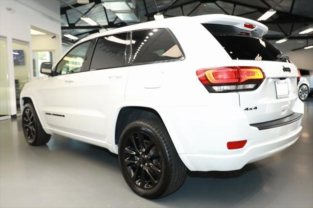 used 2018 Jeep Grand Cherokee car, priced at $18,191