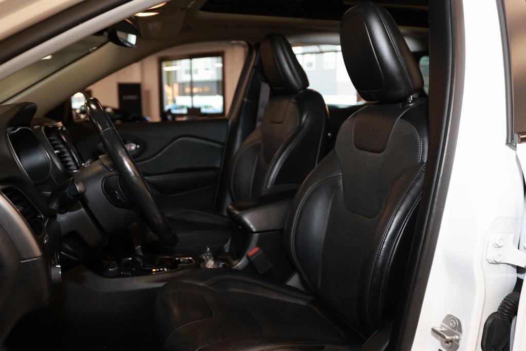 used 2021 Jeep Cherokee car, priced at $17,412