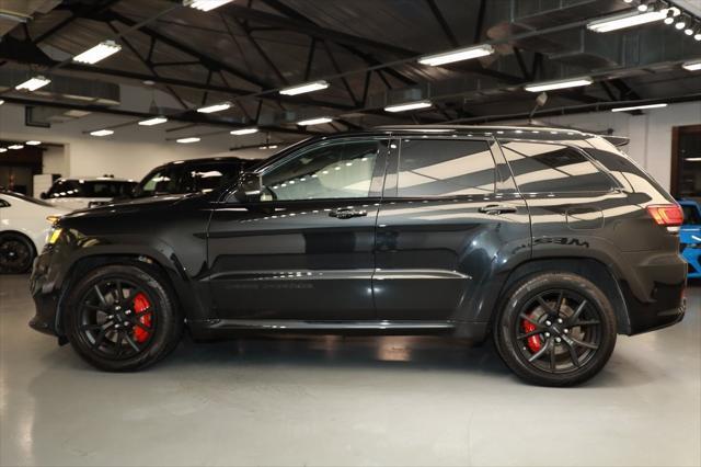 used 2021 Jeep Grand Cherokee car, priced at $54,044