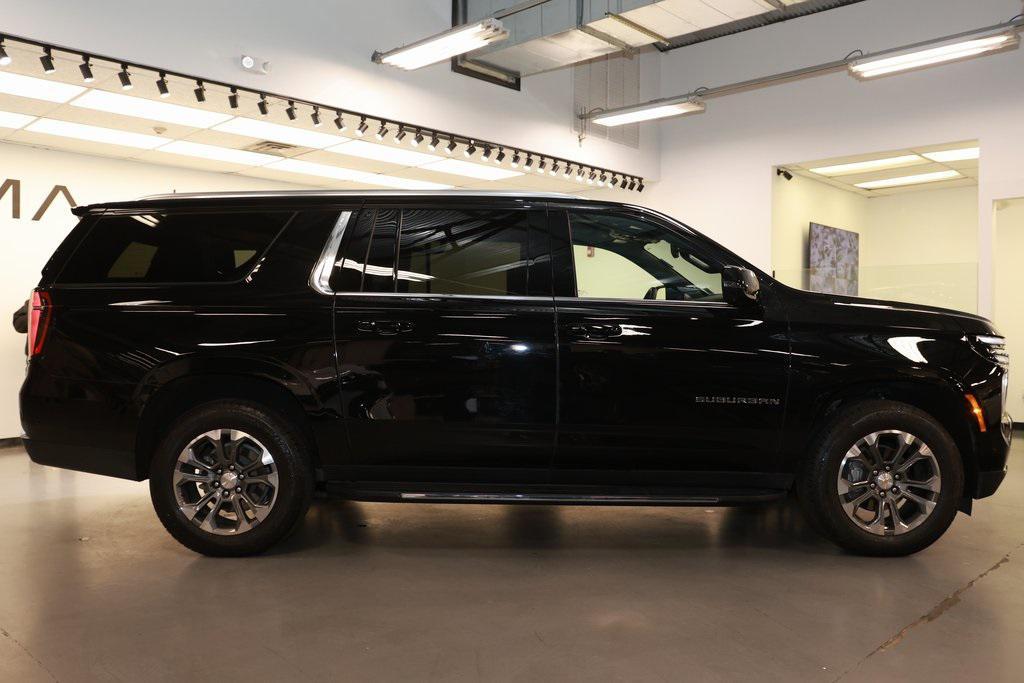 used 2025 Chevrolet Suburban car, priced at $61,446