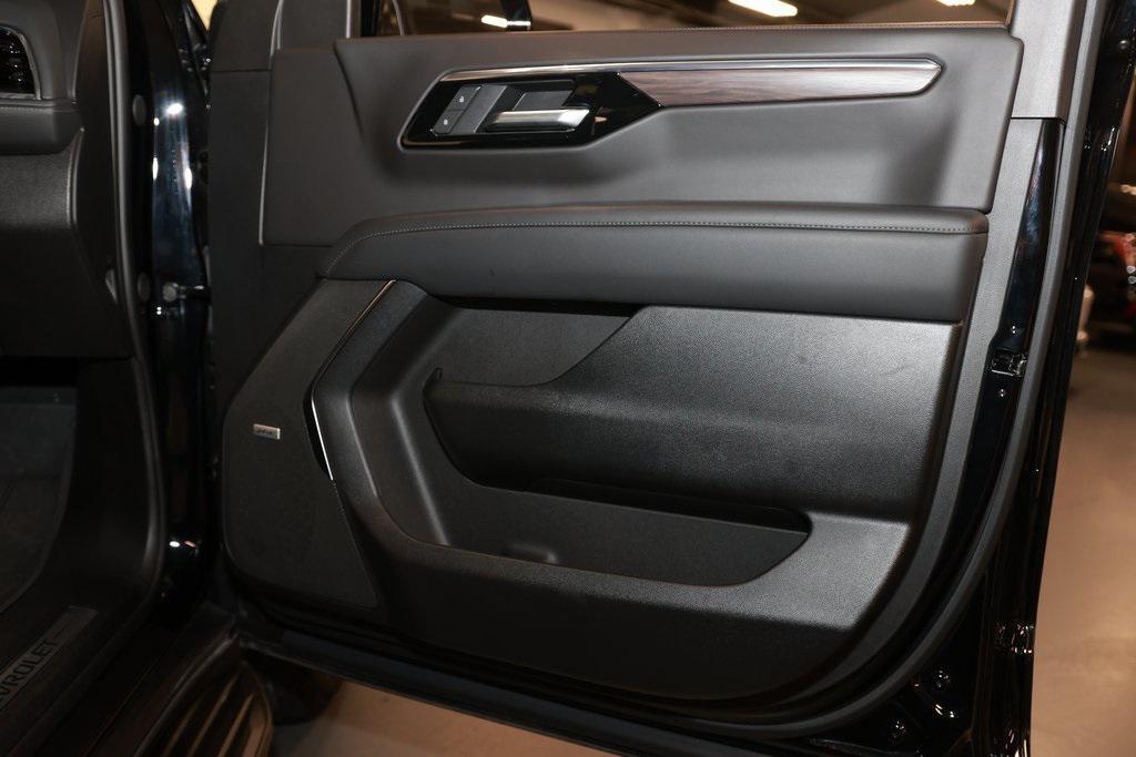 used 2025 Chevrolet Suburban car, priced at $61,446
