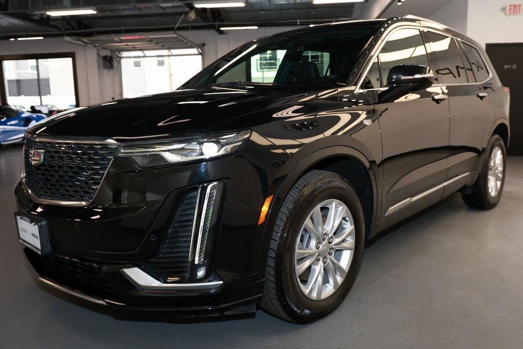 used 2024 Cadillac XT6 car, priced at $38,662