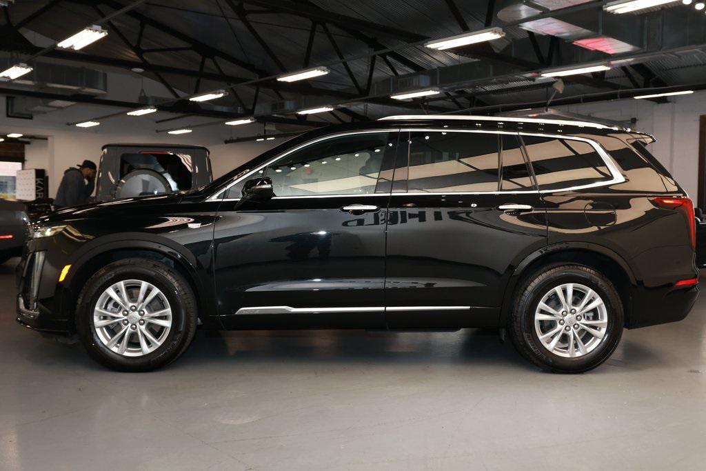 used 2024 Cadillac XT6 car, priced at $36,387