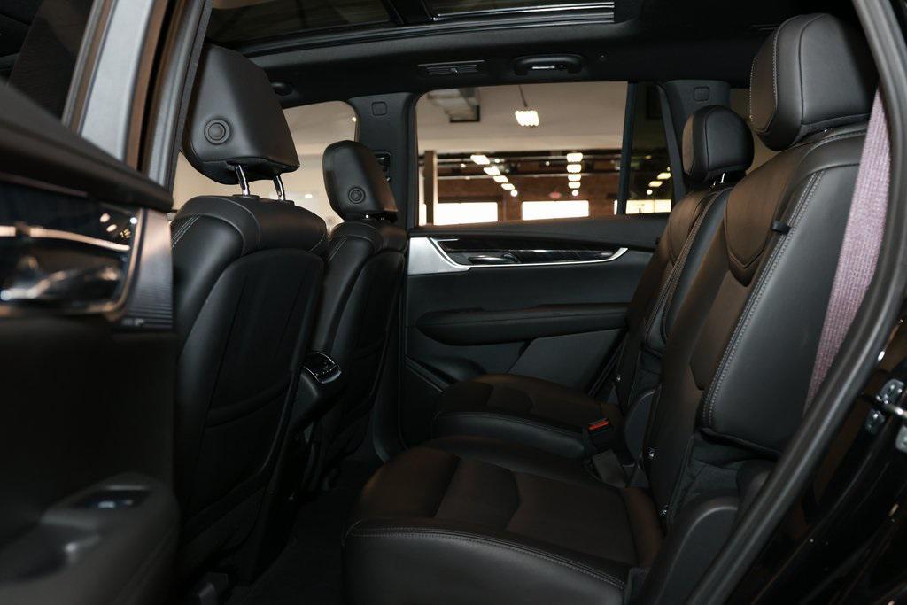 used 2025 Cadillac XT6 car, priced at $42,609