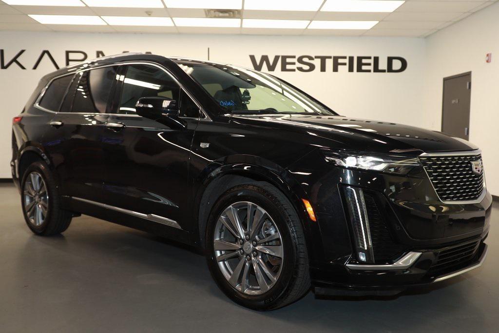 used 2025 Cadillac XT6 car, priced at $42,609
