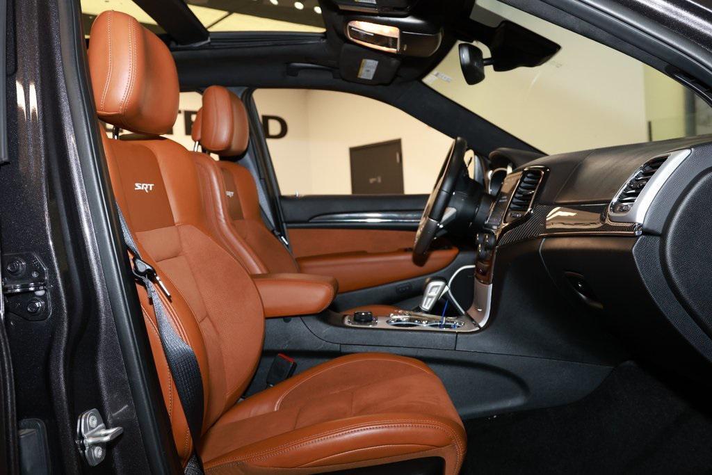 used 2021 Jeep Grand Cherokee car, priced at $49,599