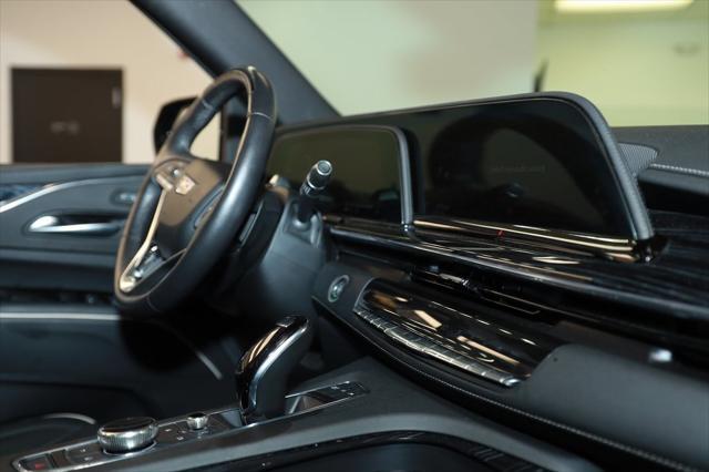 used 2023 Cadillac Escalade ESV car, priced at $72,305