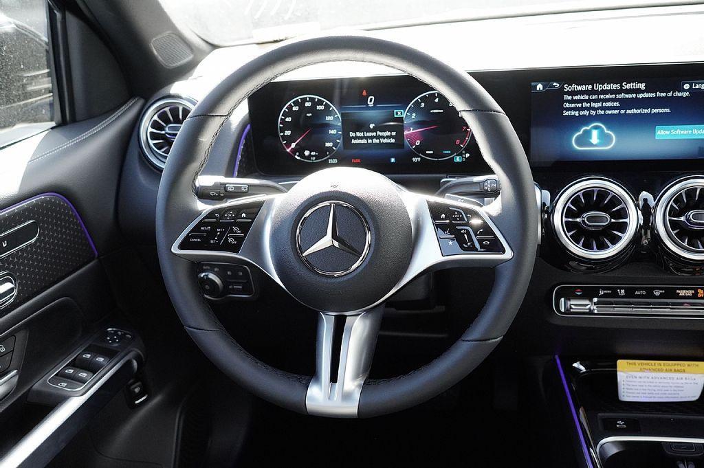 new 2026 Mercedes-Benz GLB 250 car, priced at $49,280