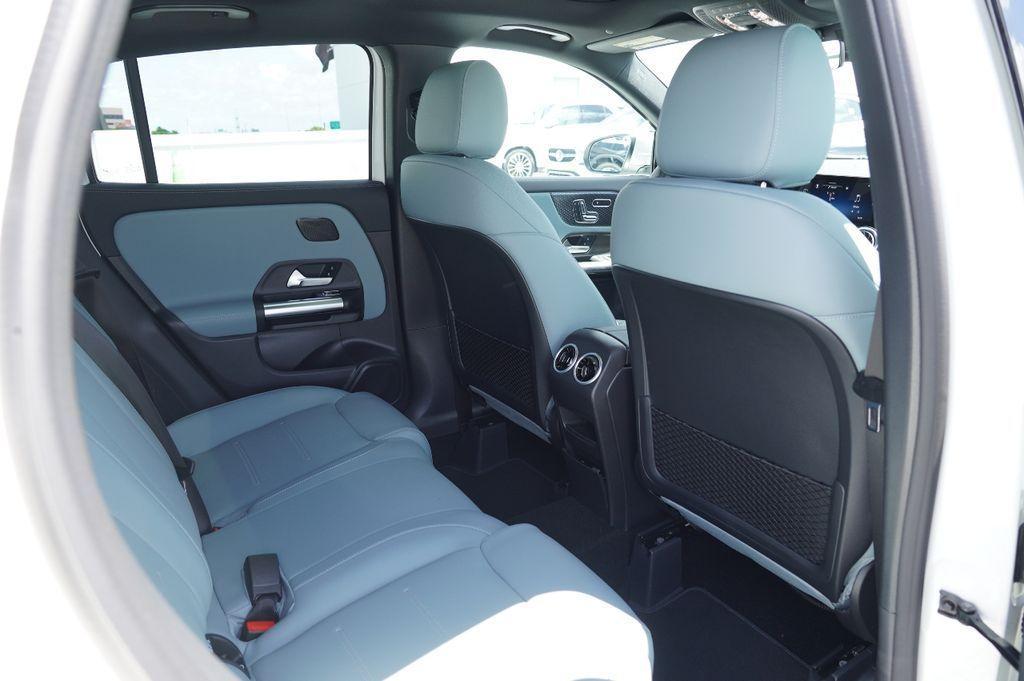 new 2026 Mercedes-Benz GLA 250 car, priced at $46,730