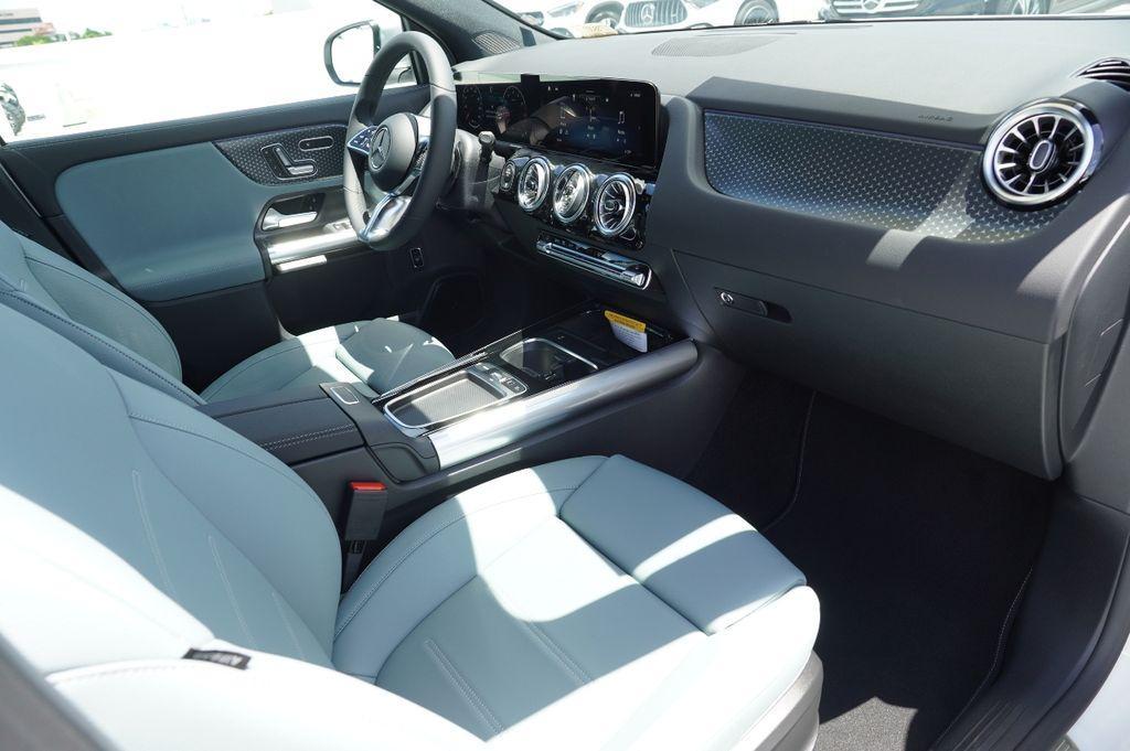 new 2026 Mercedes-Benz GLA 250 car, priced at $46,730