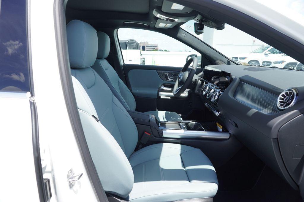 new 2026 Mercedes-Benz GLA 250 car, priced at $46,730