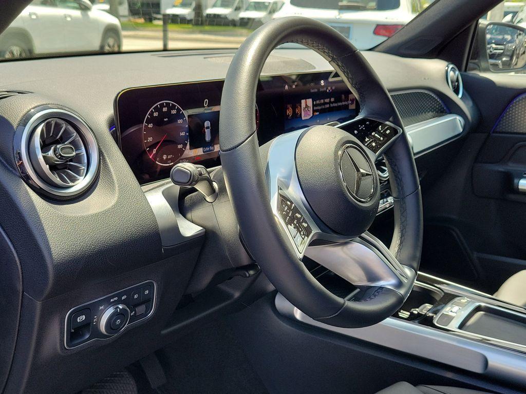 used 2025 Mercedes-Benz GLB 250 car, priced at $44,000