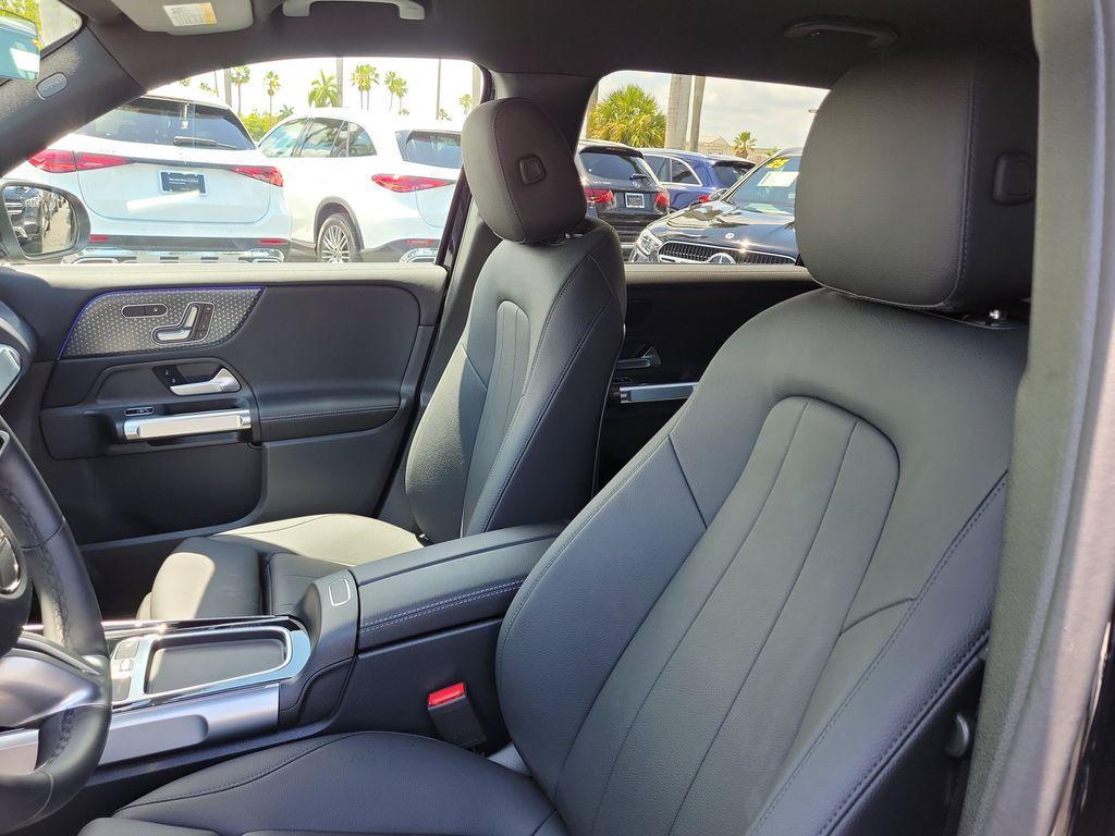 used 2025 Mercedes-Benz GLB 250 car, priced at $44,000