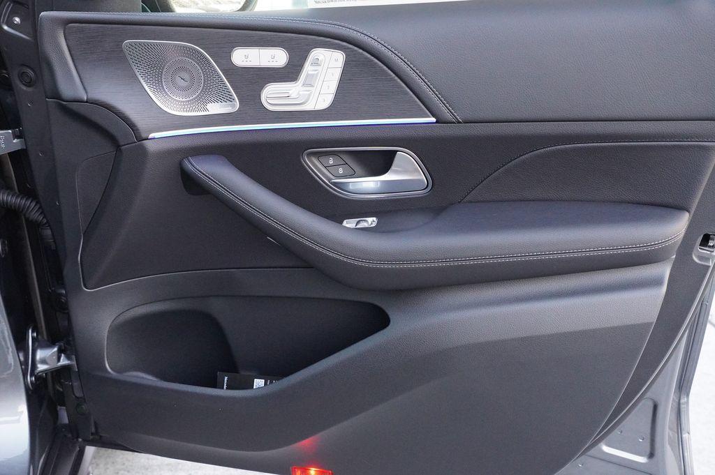 new 2026 Mercedes-Benz GLE 450 car, priced at $79,465