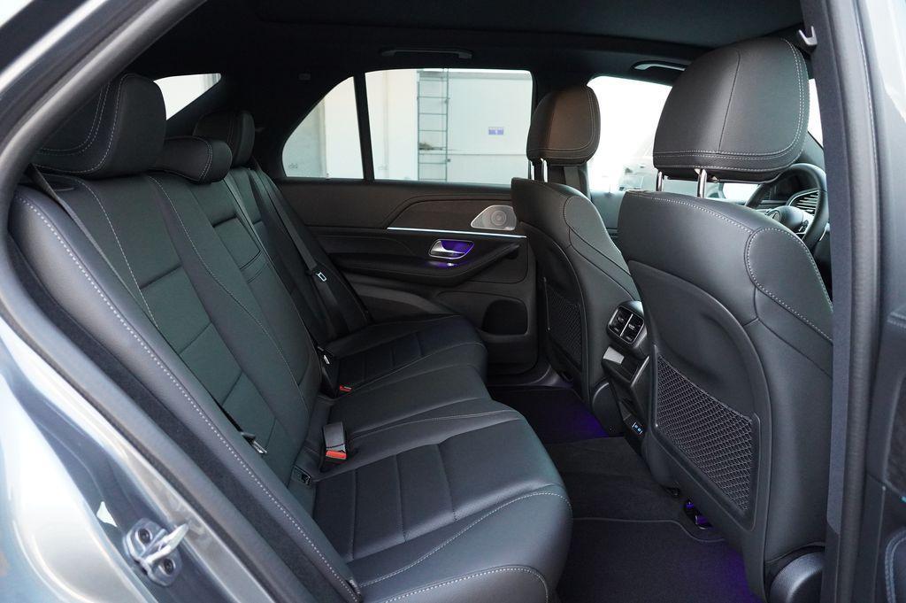 new 2026 Mercedes-Benz GLE 450 car, priced at $79,465