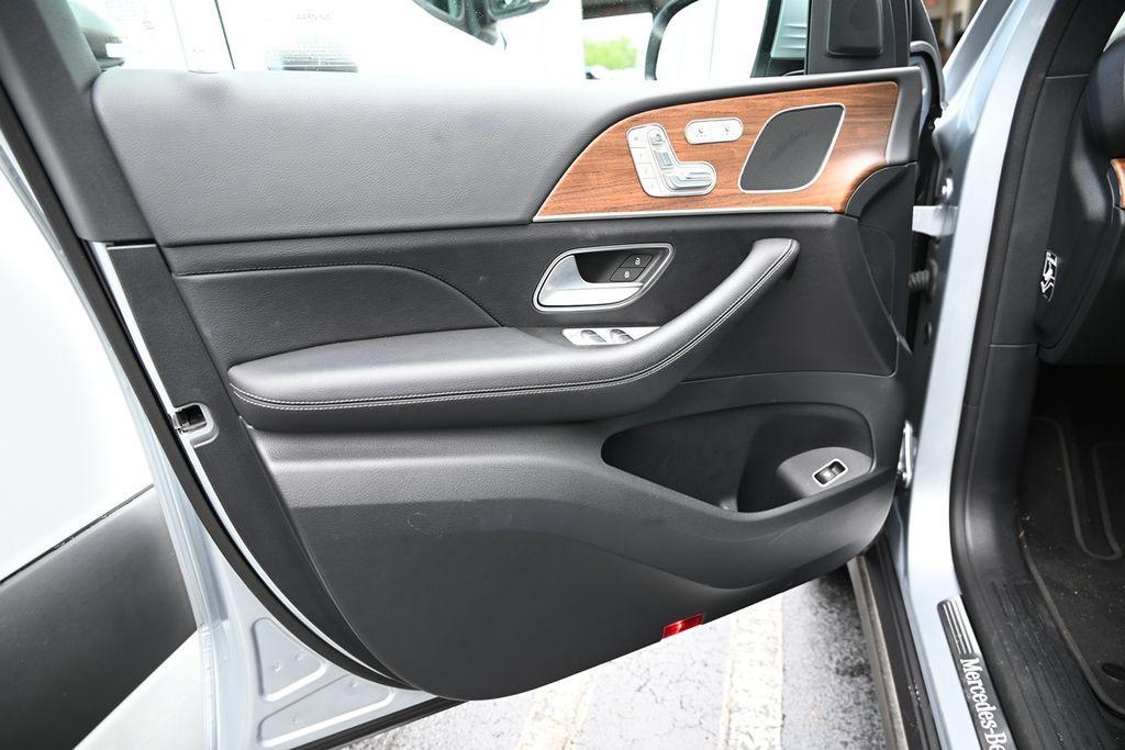 used 2025 Mercedes-Benz GLE 350 car, priced at $63,973