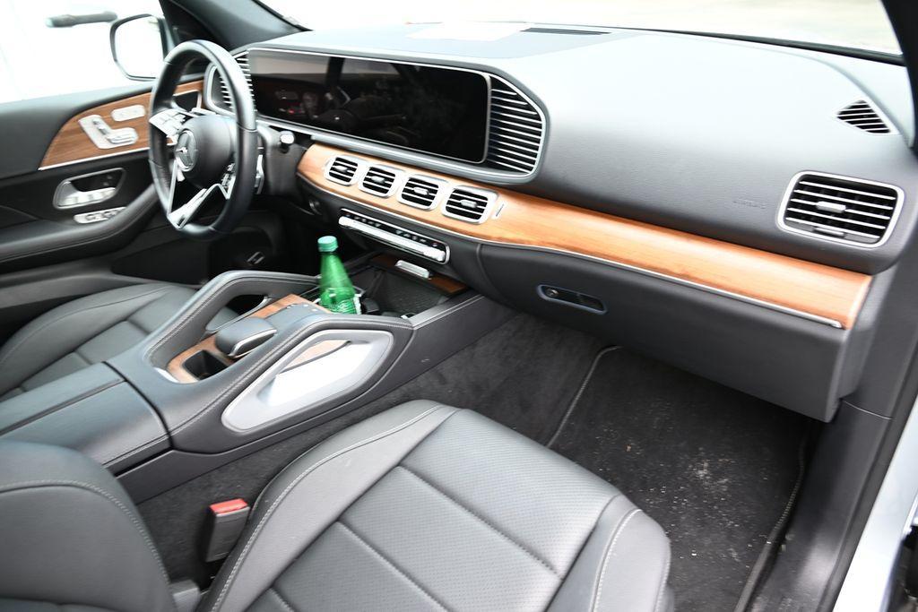 used 2025 Mercedes-Benz GLE 350 car, priced at $63,973