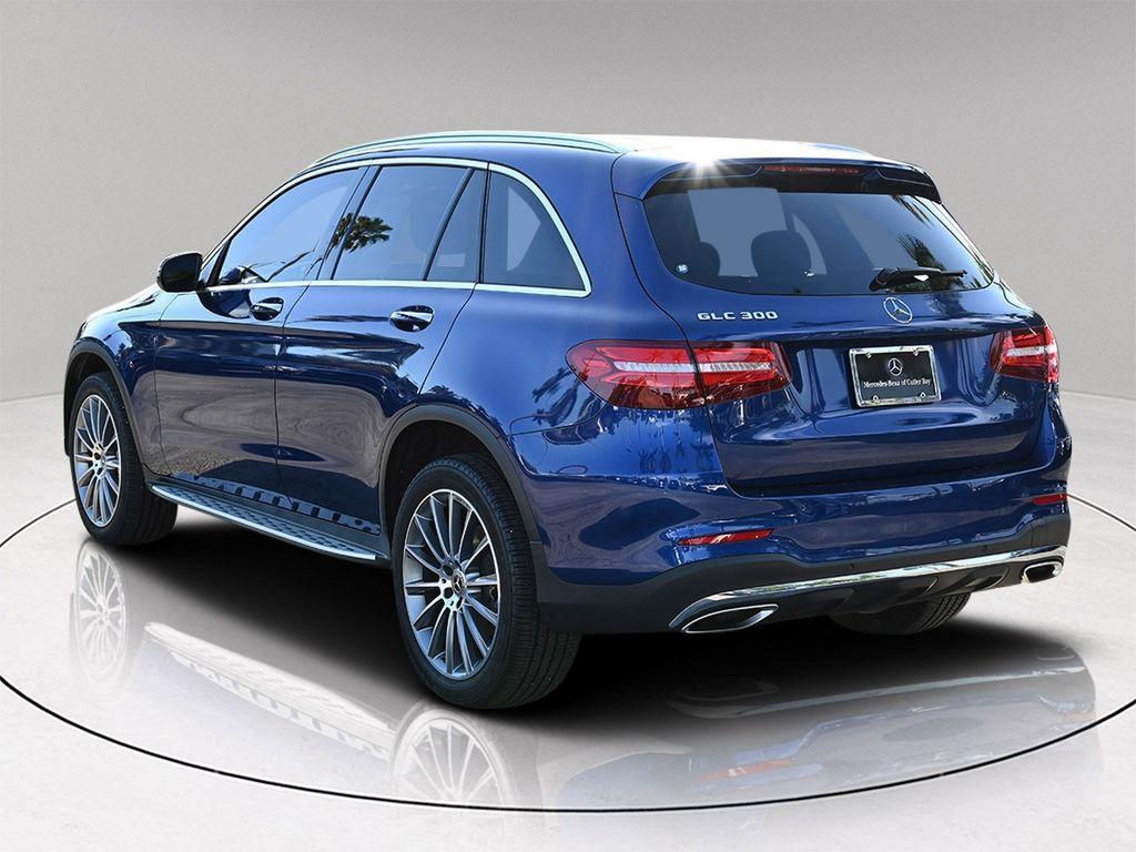 used 2019 Mercedes-Benz GLC 300 car, priced at $20,677
