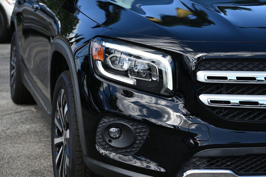 used 2022 Mercedes-Benz GLB 250 car, priced at $31,374