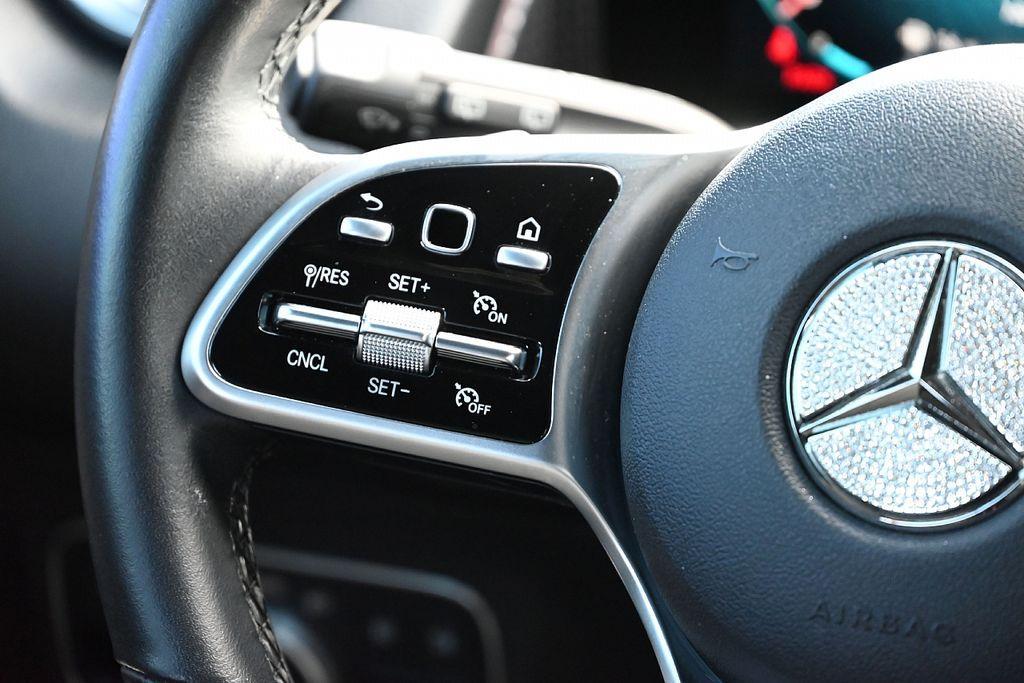 used 2022 Mercedes-Benz GLB 250 car, priced at $27,359