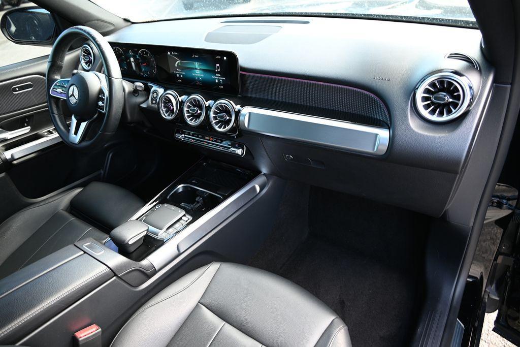 used 2022 Mercedes-Benz GLB 250 car, priced at $31,374