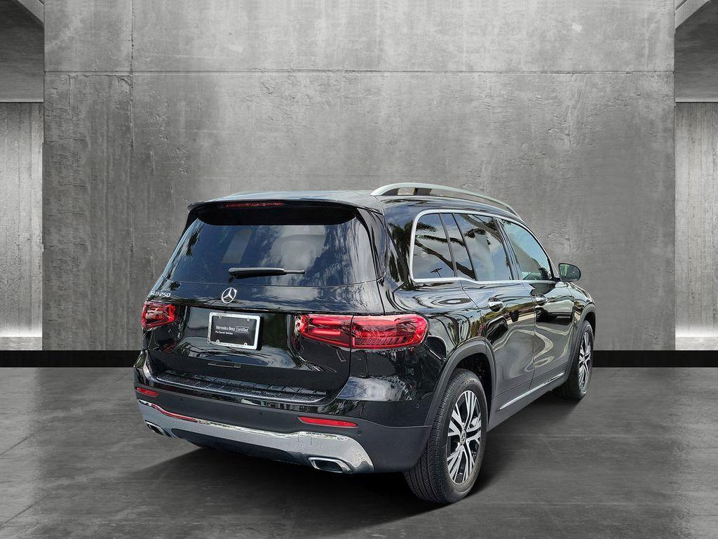 used 2025 Mercedes-Benz GLB 250 car