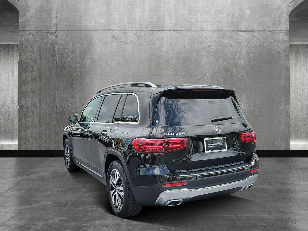 used 2025 Mercedes-Benz GLB 250 car