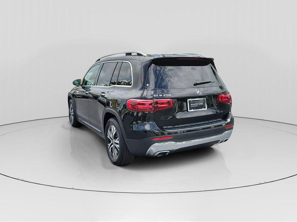 used 2025 Mercedes-Benz GLB 250 car