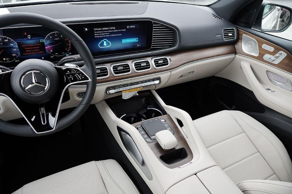 new 2026 Mercedes-Benz GLE 350 car, priced at $64,944