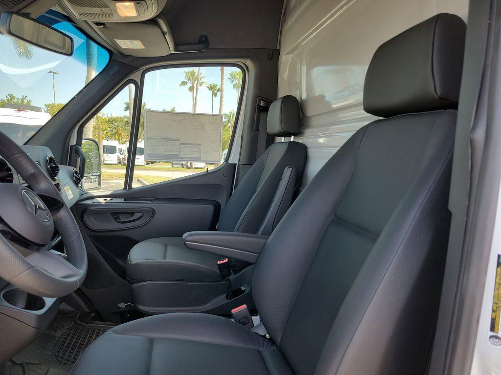new 2025 Mercedes-Benz Sprinter 2500 car, priced at $96,353