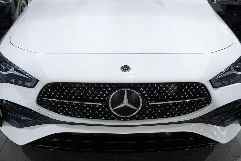 new 2025 Mercedes-Benz CLA 250 car, priced at $56,285