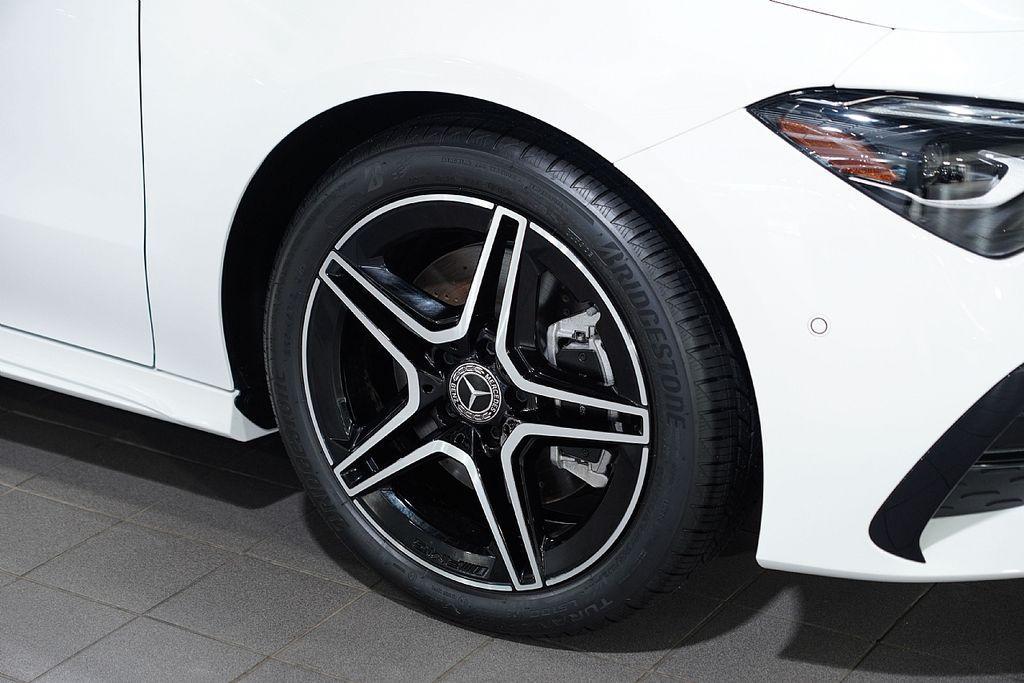 new 2025 Mercedes-Benz CLA 250 car, priced at $56,285