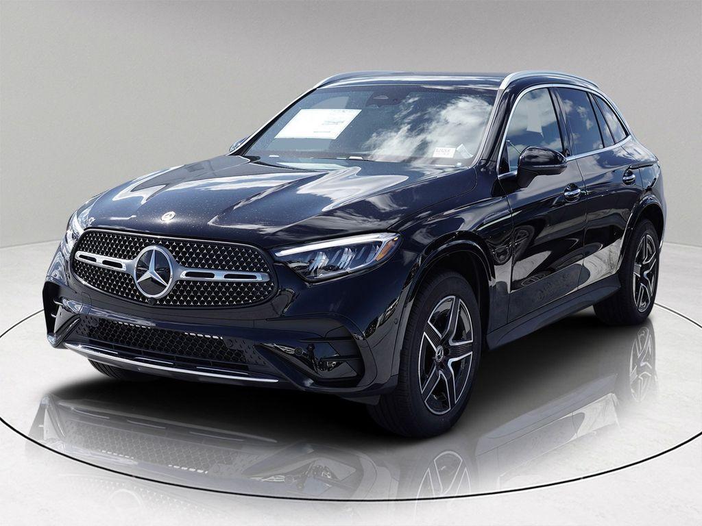 new 2025 Mercedes-Benz GLC 300 car, priced at $54,237