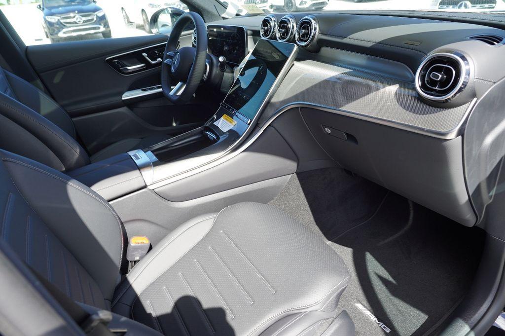 new 2025 Mercedes-Benz GLC 300 car, priced at $54,237